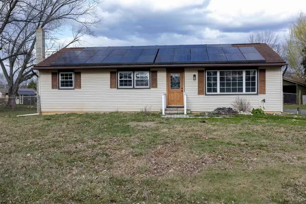 118 Grandview Dr, Hopewell Township, NJ 08302