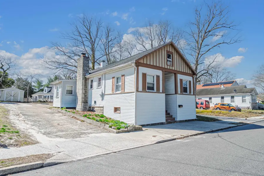 157 E Wyoming Ave, Absecon, NJ 08201 - #3
