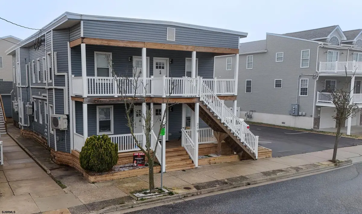 217-221 E Burk Ave, Wildwood, NJ 08260 - #1