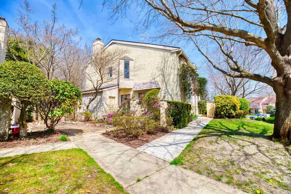 16 Greate Bay Dr #16, Somers Point, NJ 08244