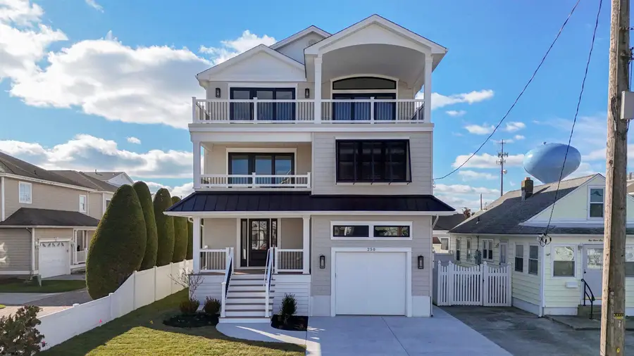 204 12th St S, Brigantine, NJ 08203 - #2