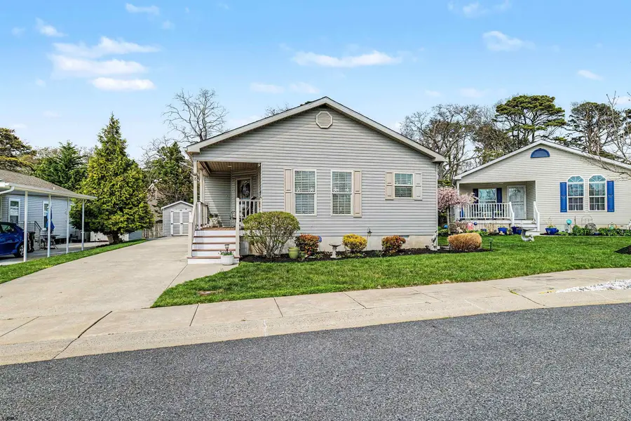 8 Cessna Ln, Absecon, NJ 08201 - #2