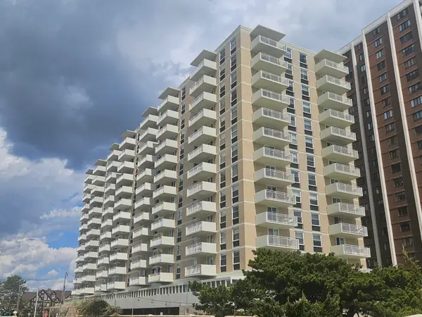 101 S Plaza Pl #813, Atlantic City, NJ 08401