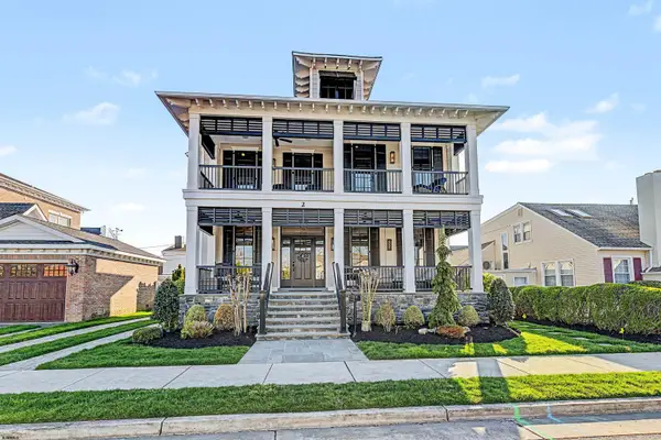 2 N Vendome Avenue, Margate, NJ 08402