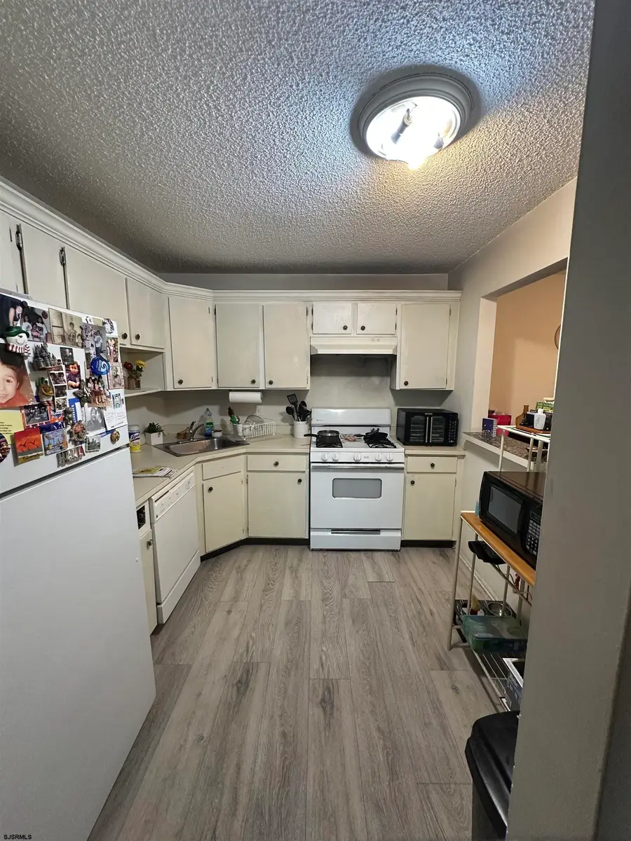 32 Iroquois Dr #32, Smithville, NJ 08205 - #2