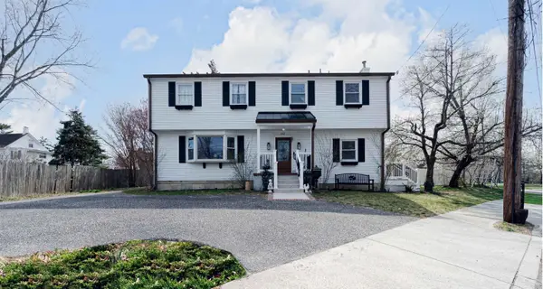 302 Lenape Ave, Mays Landing, NJ 08330