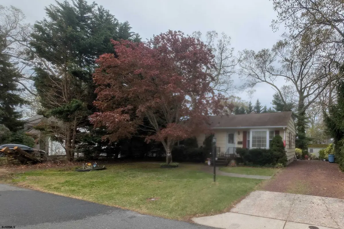 305 W Edgewood Ave Ave, Linwood, NJ 08221 - #1