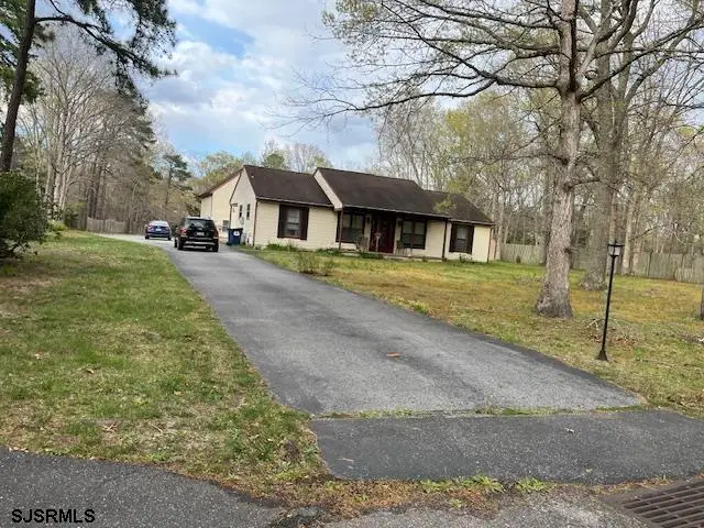 211 E Sturbridge Ct, Galloway, NJ 08205 - #2