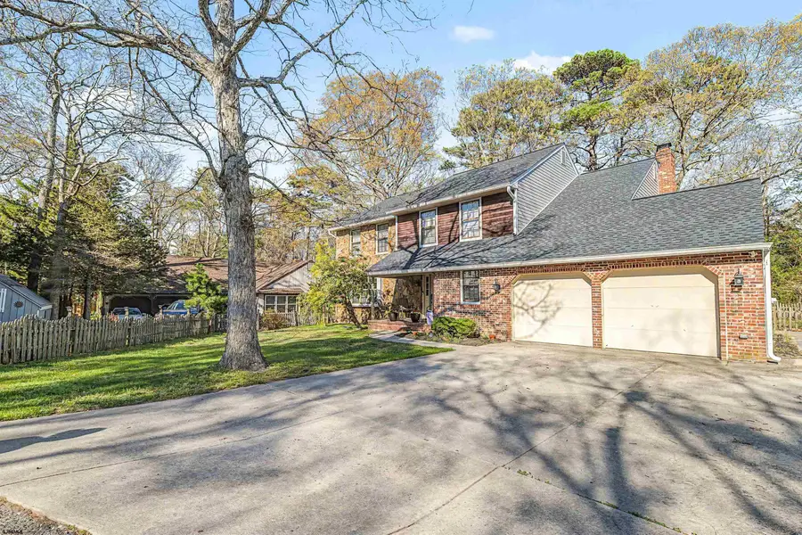 730 Moonraker Ct, Smithville, NJ 08205 - #3