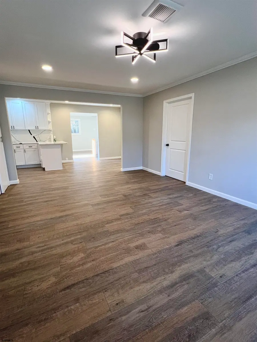 10 Franklin Dr, Somers Point, NJ 08244 - #3