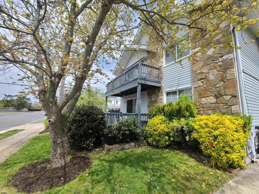 421 N Lafayette Ave #First Floor, Ventnor City, NJ 08406 - #2