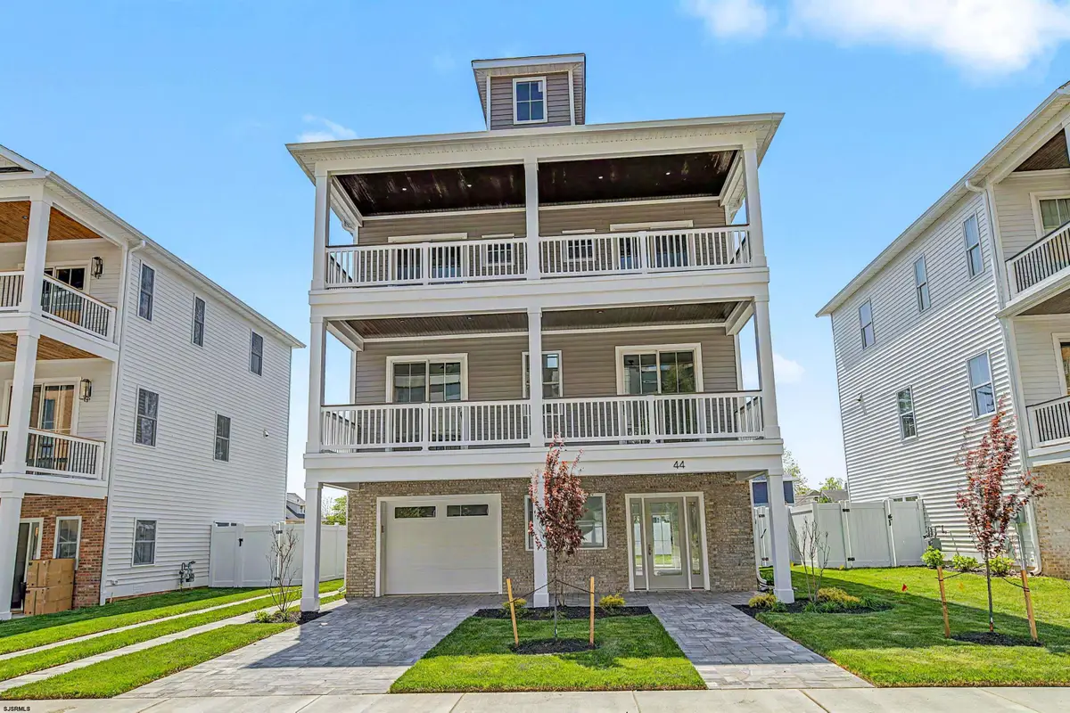44 E New York Ave, Somers Point, NJ 08244 - #1