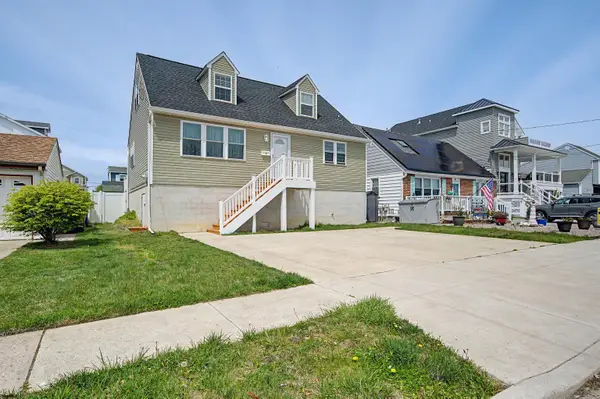 8 Franklin Place, Brigantine, NJ 08203