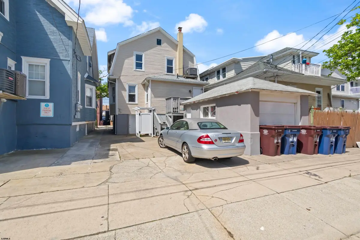 11 N Weymouth Ave, Ventnor City, NJ 08406 - #1