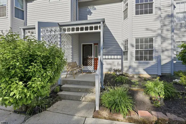 723 E Victoria Dr #723, Galloway Township, NJ 08205