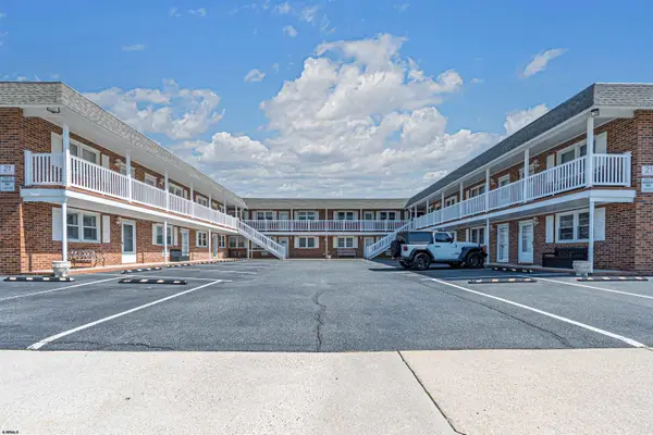 21 S Monroe B8 Ave #8B, Margate, NJ 08402