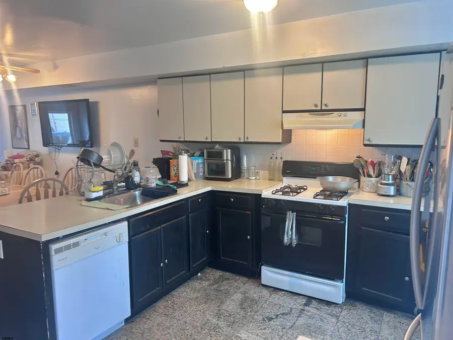 3015 Landmark Ct, Atlantic City, NJ 08401 - #2