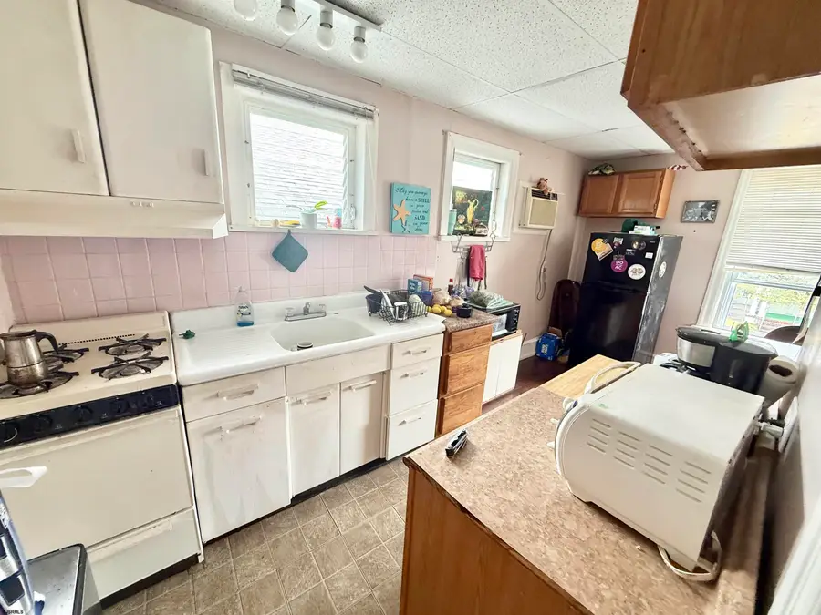 104 N Wissahickon Ave, Ventnor City, NJ 08402 - #3