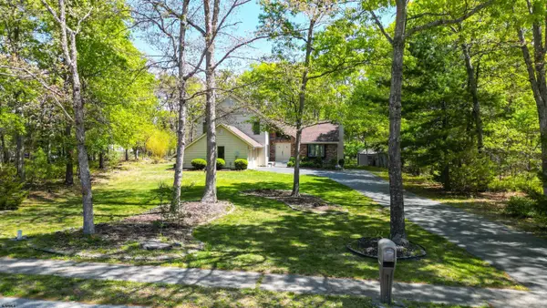 201 Shady Knoll Ln, Galloway Township, NJ 08205-0000
