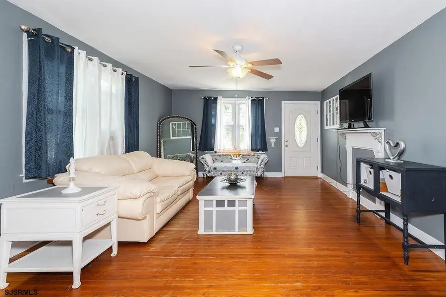 19 S 1st Road, Hammonton, NJ 08037 - #3