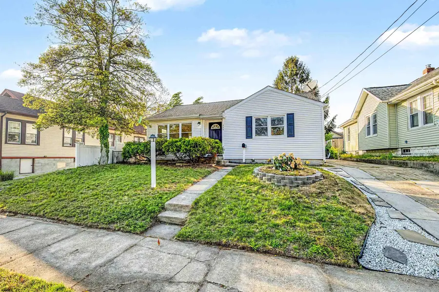 244 E Wyoming Ave, Absecon, NJ 08201 - #3
