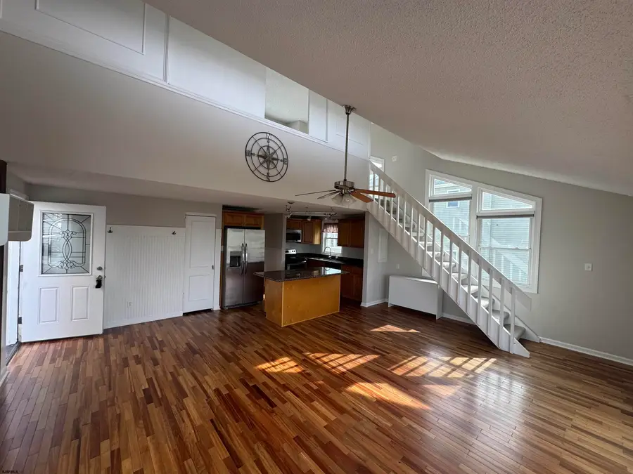 630 West Ave #Top Rear unit, Ocean City, NJ 08226 - #3