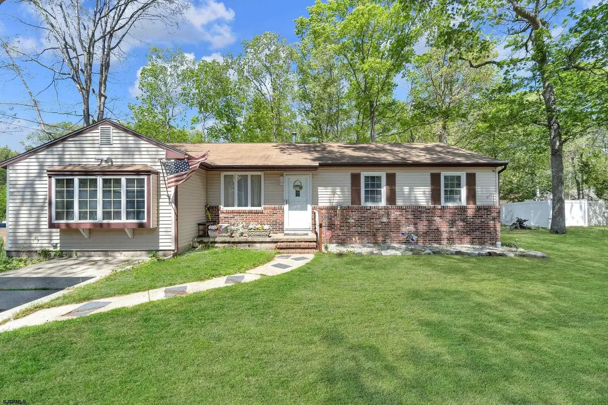 217 E Ridgewood Ave, Galloway, NJ 08205 - #1
