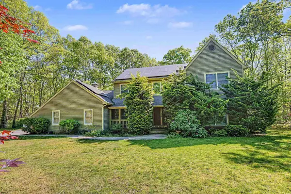 6 Clipper Ct, Galloway Township, NJ 08205