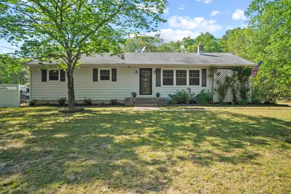 974 11th Ave, Estell Manor, NJ 08330