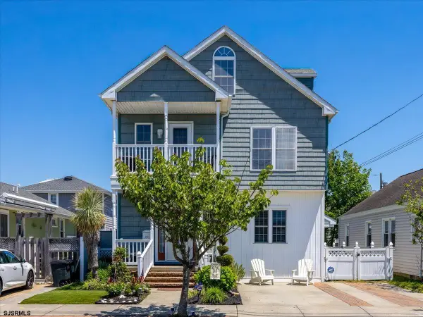 209 N Hanover Ave, Margate, NJ 08402