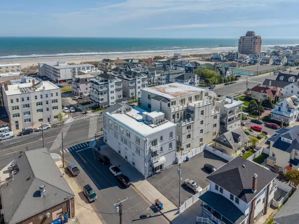 5307 Atlantic Ave #E, Ventnor, NJ 08406