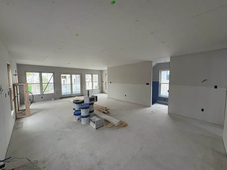 113 N Richards Ave, Ventnor City, NJ 08406 - #2