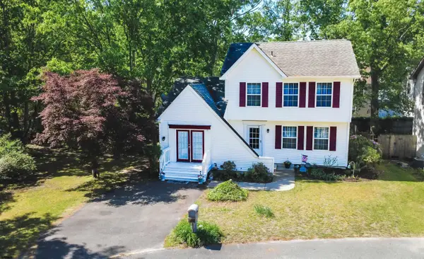 6138 Robin Dr, Hamilton Township, NJ 08330