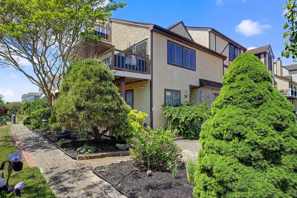 28 Bramble Dr, Brigantine, NJ 08203