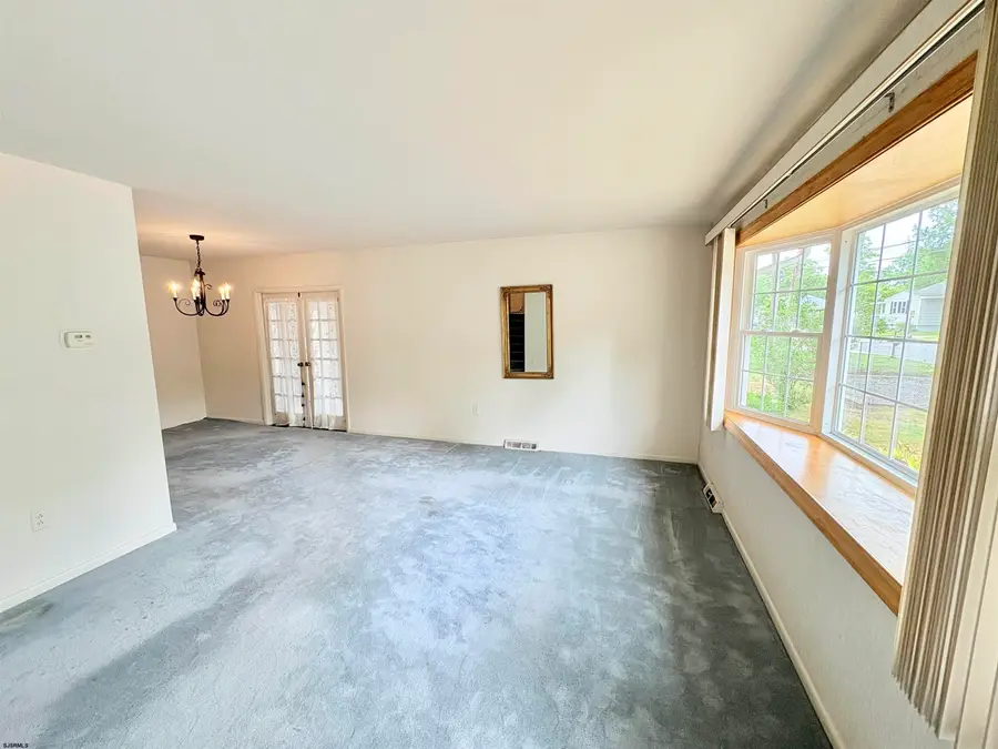 451 S Willow Ave, Pomona, NJ 08205 - #2