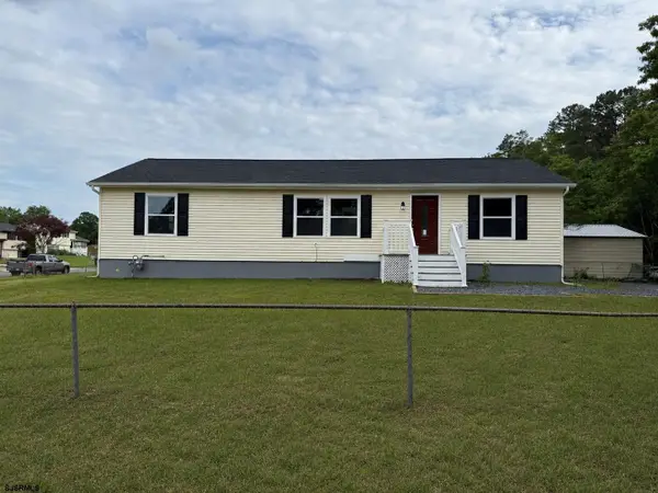 656 Nottingham Dr, Vineland, NJ 08360