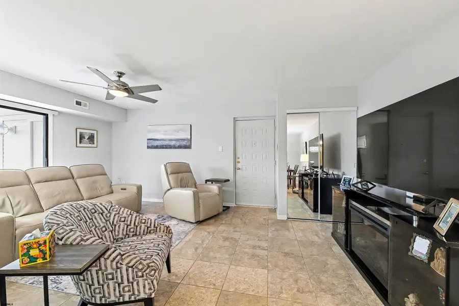 25 N Madison Ave #A 6, Margate City, NJ 08402 - #3