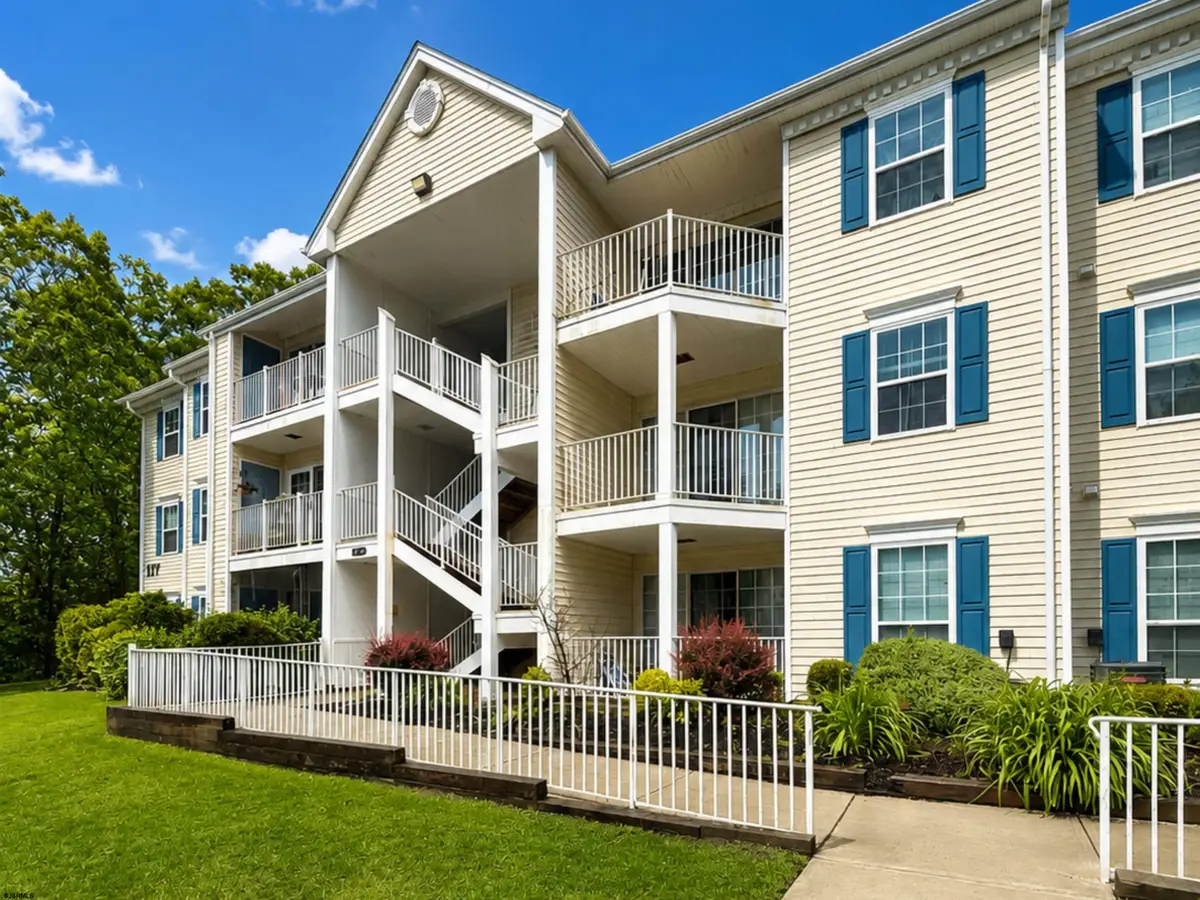 52 Navajo #1710, Galloway, NJ 08205 - #1