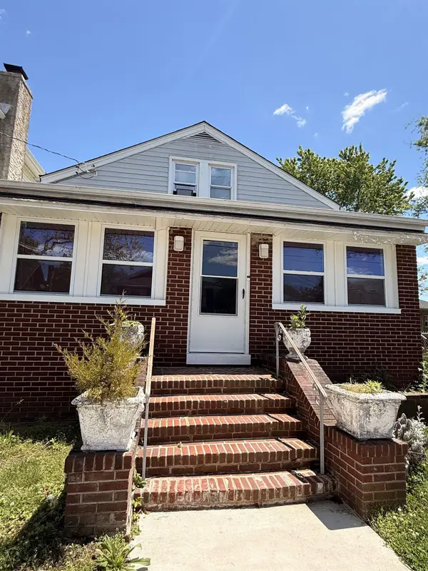 208 S Hampden Ct, Pleasantville, NJ 08232