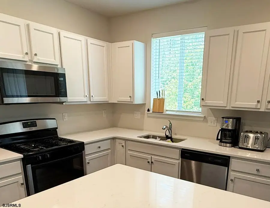 225 Crystal Lake Dr, Egg Harbor, NJ 08234 - #3