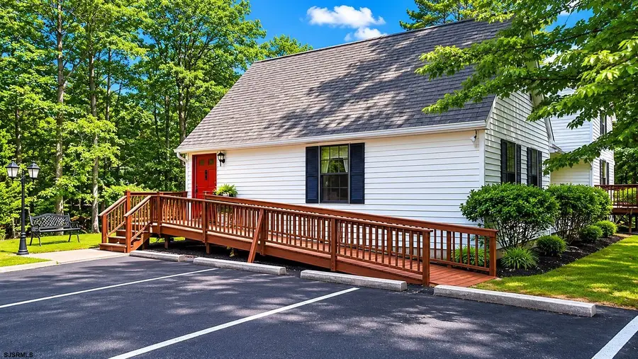 9 E Jimmie Leeds Road, Galloway, NJ 08205-9705 - #3