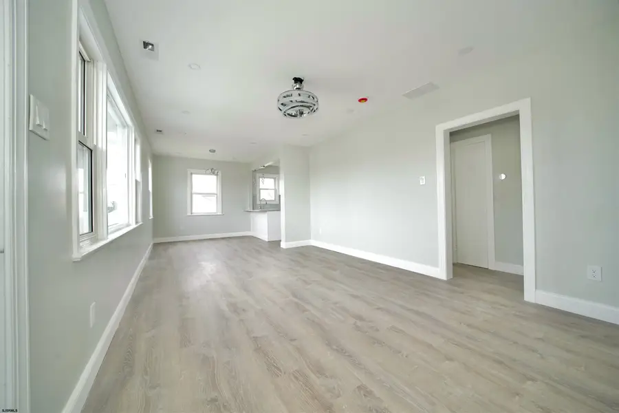 106 Toulon Ave, Egg Harbor, NJ 08234 - #2