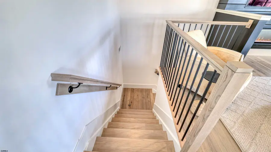 107 N New Haven Ave #B (upstairs), Ventnor City, NJ 08406 - #3