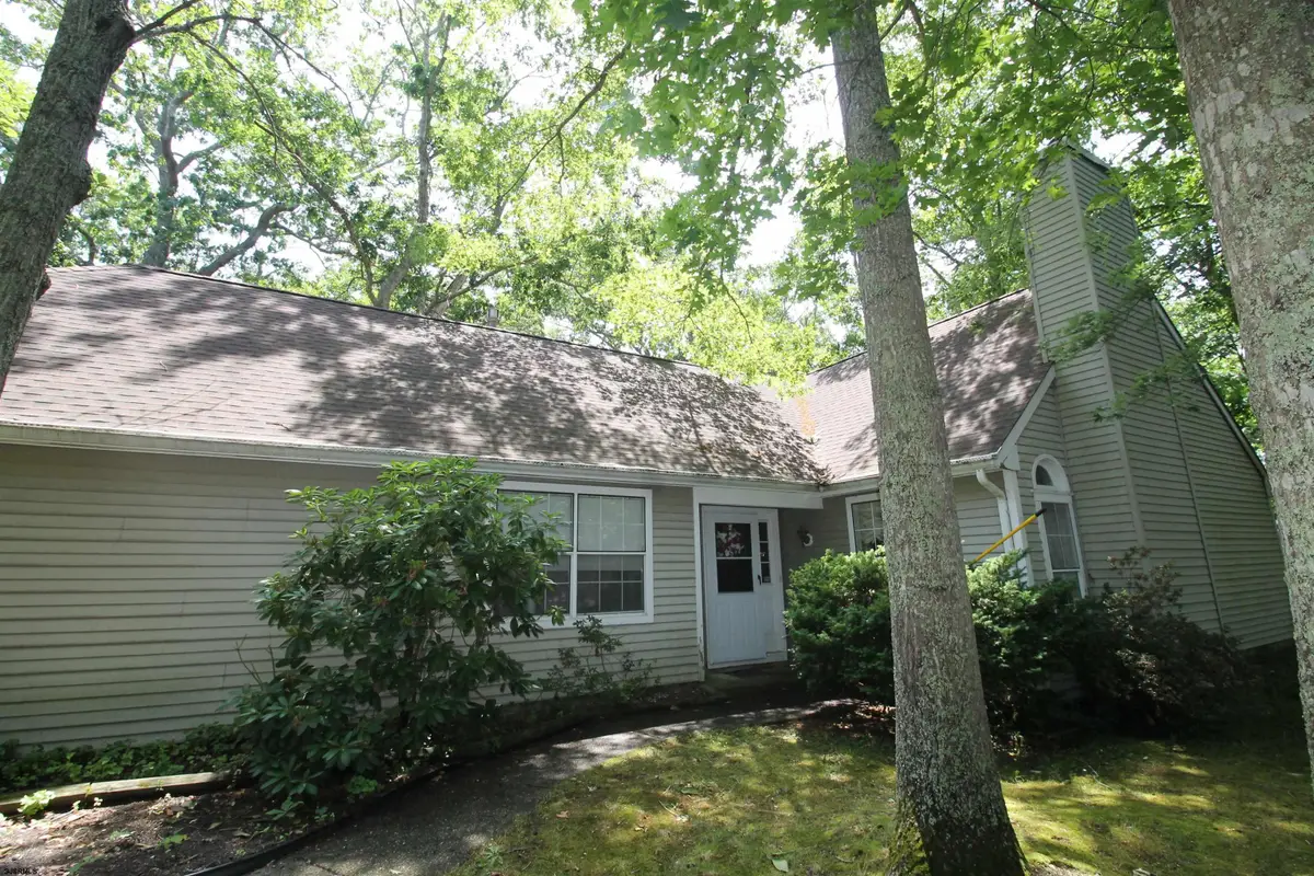 700 Falcon Crest Ct, Galloway, NJ 08205 - #1