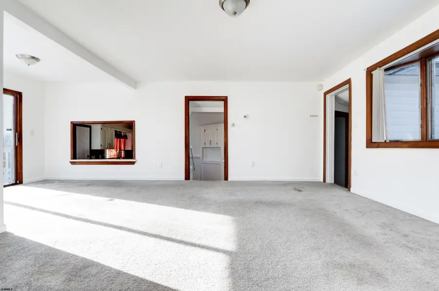 307 E Edgewater Ave, Pleasantville, NJ 08232 - #2