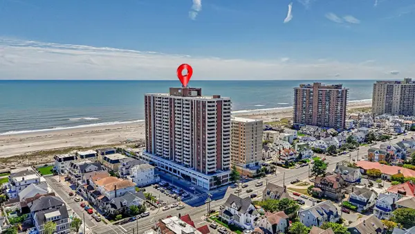 100 S Berkley Square #9D, Atlantic City, NJ 08401