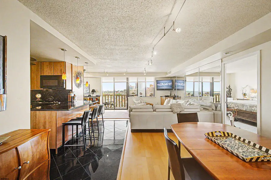 100 S Berkley Square #9D, Atlantic City, NJ 08401 - #3