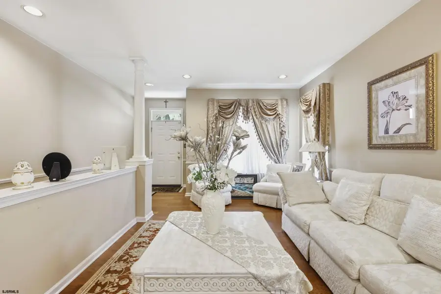 145 E Nightingale Way, Galloway, NJ 08205 - #3