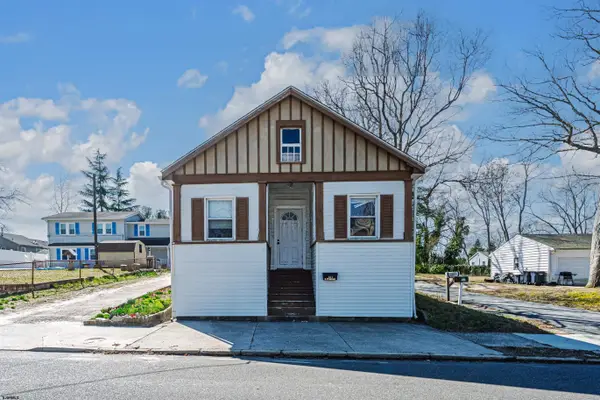 157 E Wyoming Ave, Absecon, NJ 08201