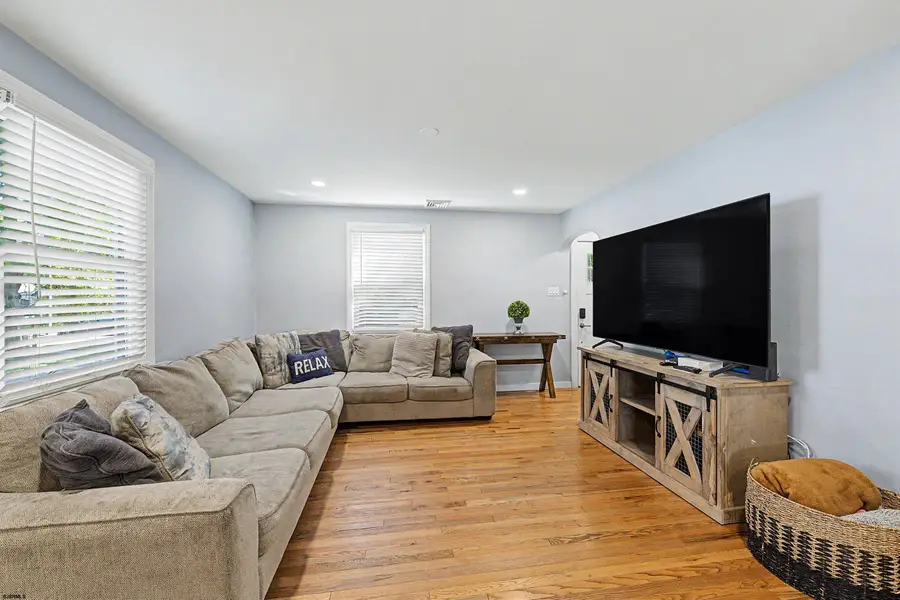 214 Davis Ave, Linwood, NJ 08221 - #3